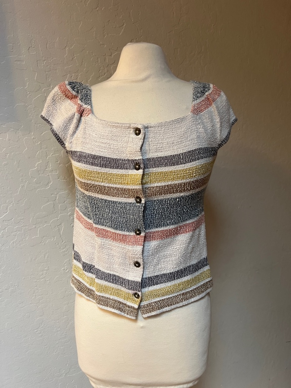 Madewell Texture & Thread button front top